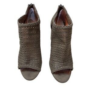Fergie Women's Peep Toe Cutout‎ Ankle Booties Heeled Sandals Khaki Size 9